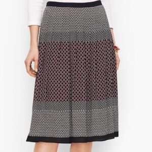 NWT Talbot's pleated skirt